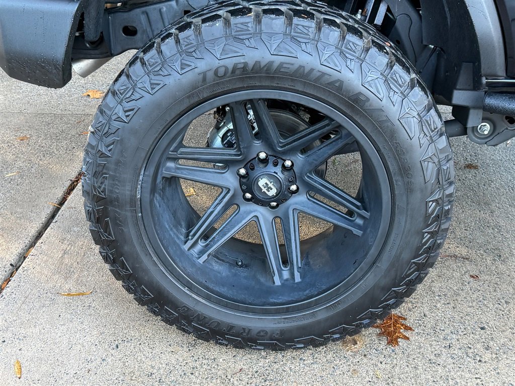 Used 2025 Ford Bronco 4-Door image 35