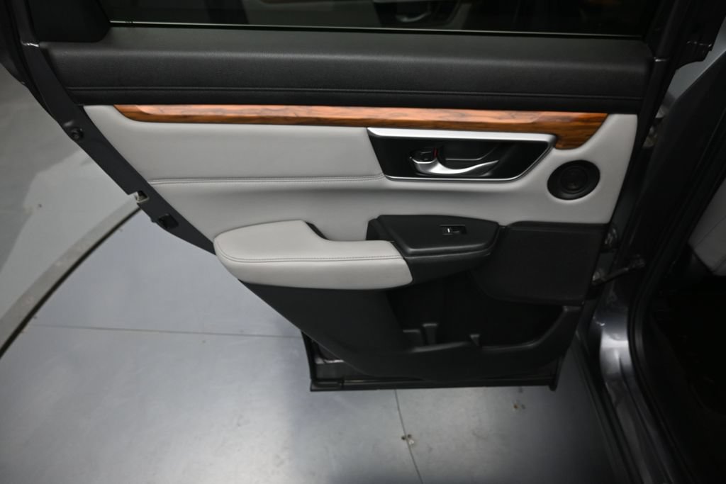 Used 2020 Honda CR-V EX-L image 27