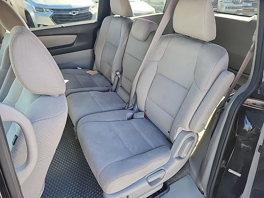 Used 2015 Honda Odyssey EX image 11