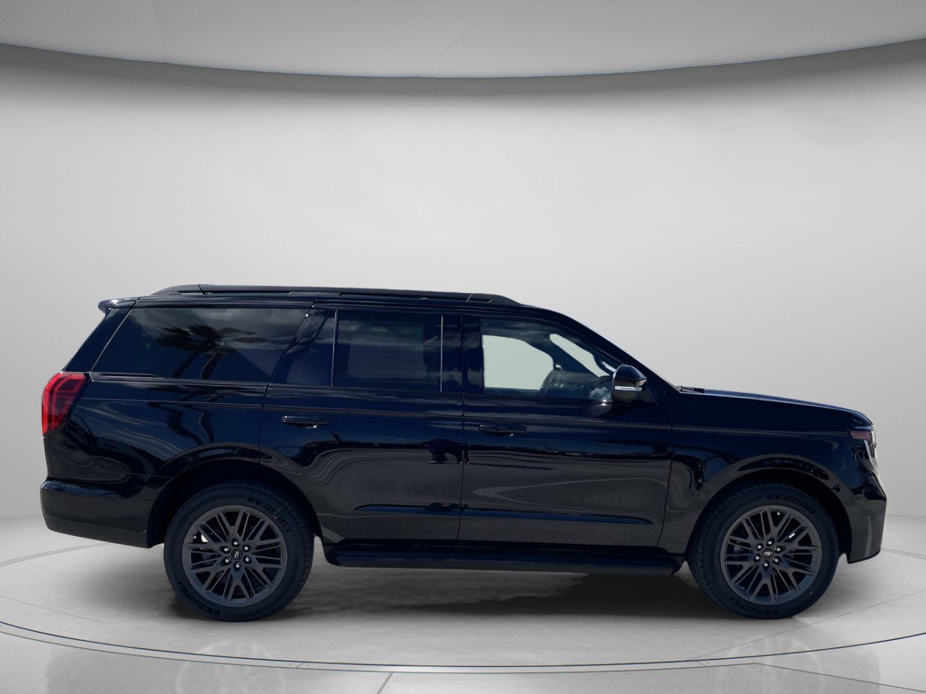 New 2026 Ford Expedition Platinum w/ Stealth Appearance Package image 2
