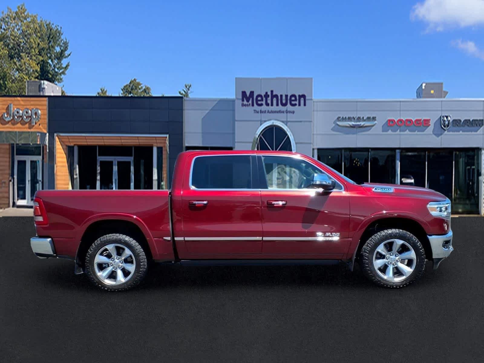 Used 2022 RAM 1500 Limited AWD/4WD image 2