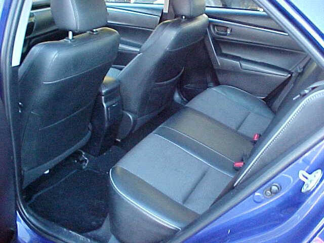 Used 2015 Toyota Corolla S image 11