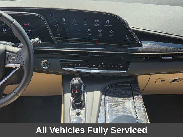 Used 2022 Cadillac Escalade Premium Luxury w/ Performance Package image 17