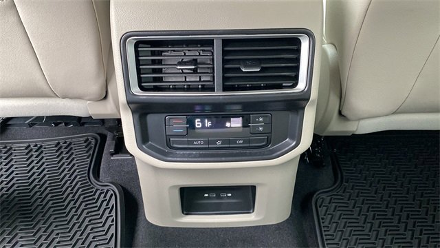 New 2026 Volkswagen Atlas SE image 24