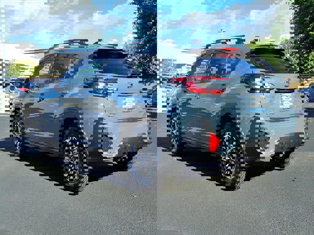 Certified 2025 Subaru Crosstrek 2.0i Premium image 5