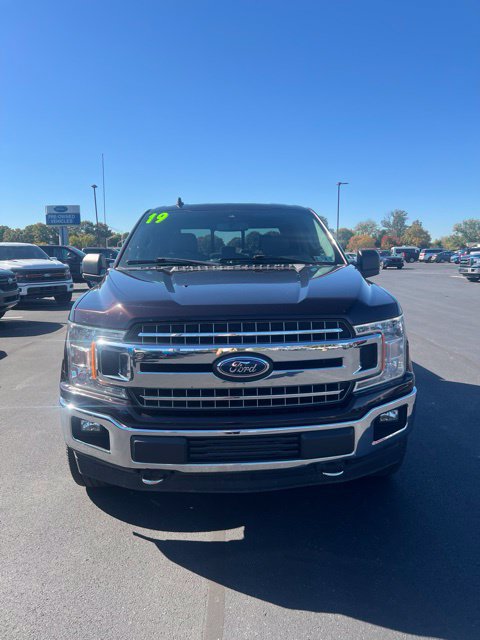 Used 2019 Ford F150 XLT w/ Equipment Group 302A Luxury AWD/4WD image 2