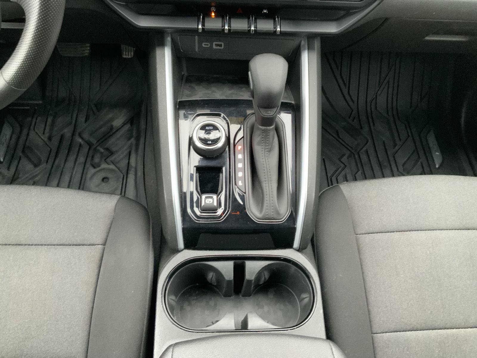 Used 2023 Chevrolet Colorado Trail Boss w/ LPO, Dark Essentials Package image 44