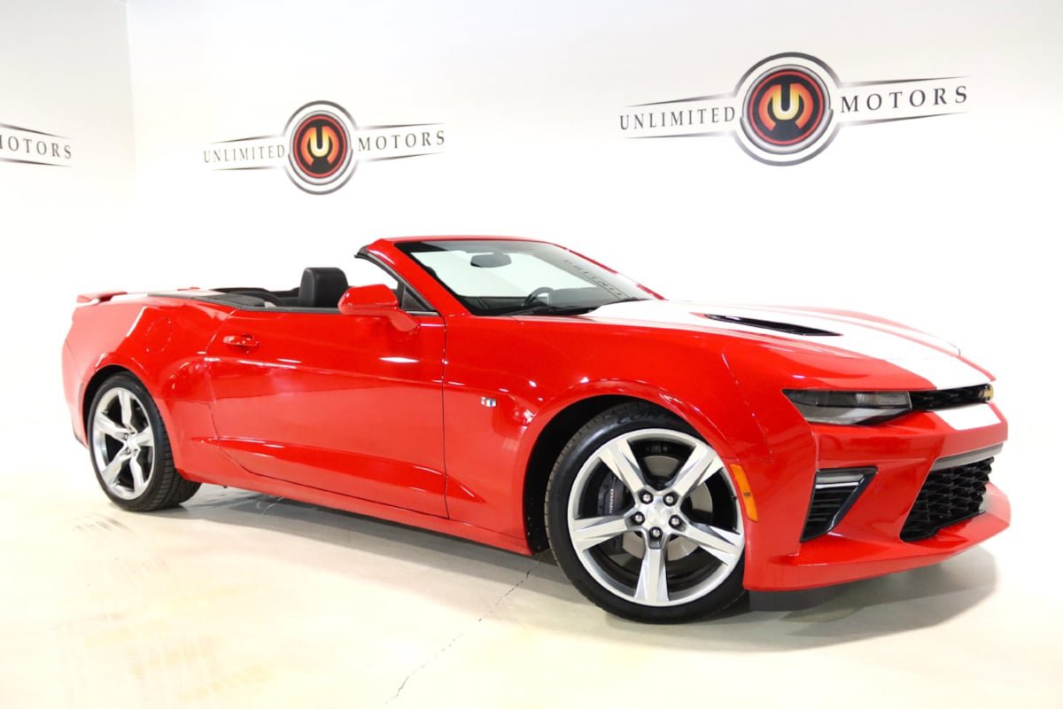 Used 2018 Chevrolet Camaro SS RWD image 79