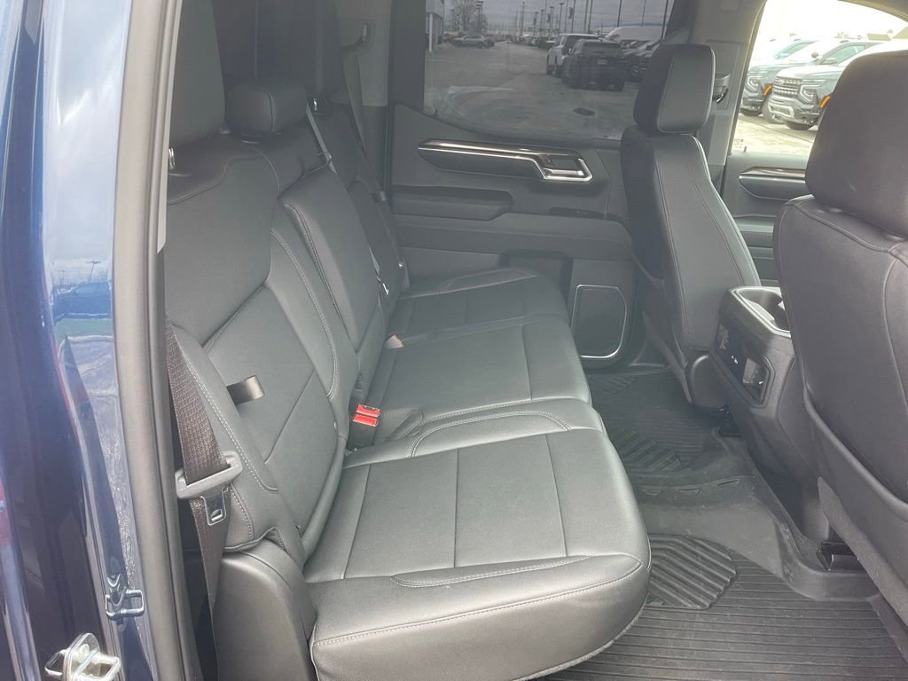 Used 2023 Chevrolet Silverado 1500 LT Trail Boss w/ Convenience Package II image 26