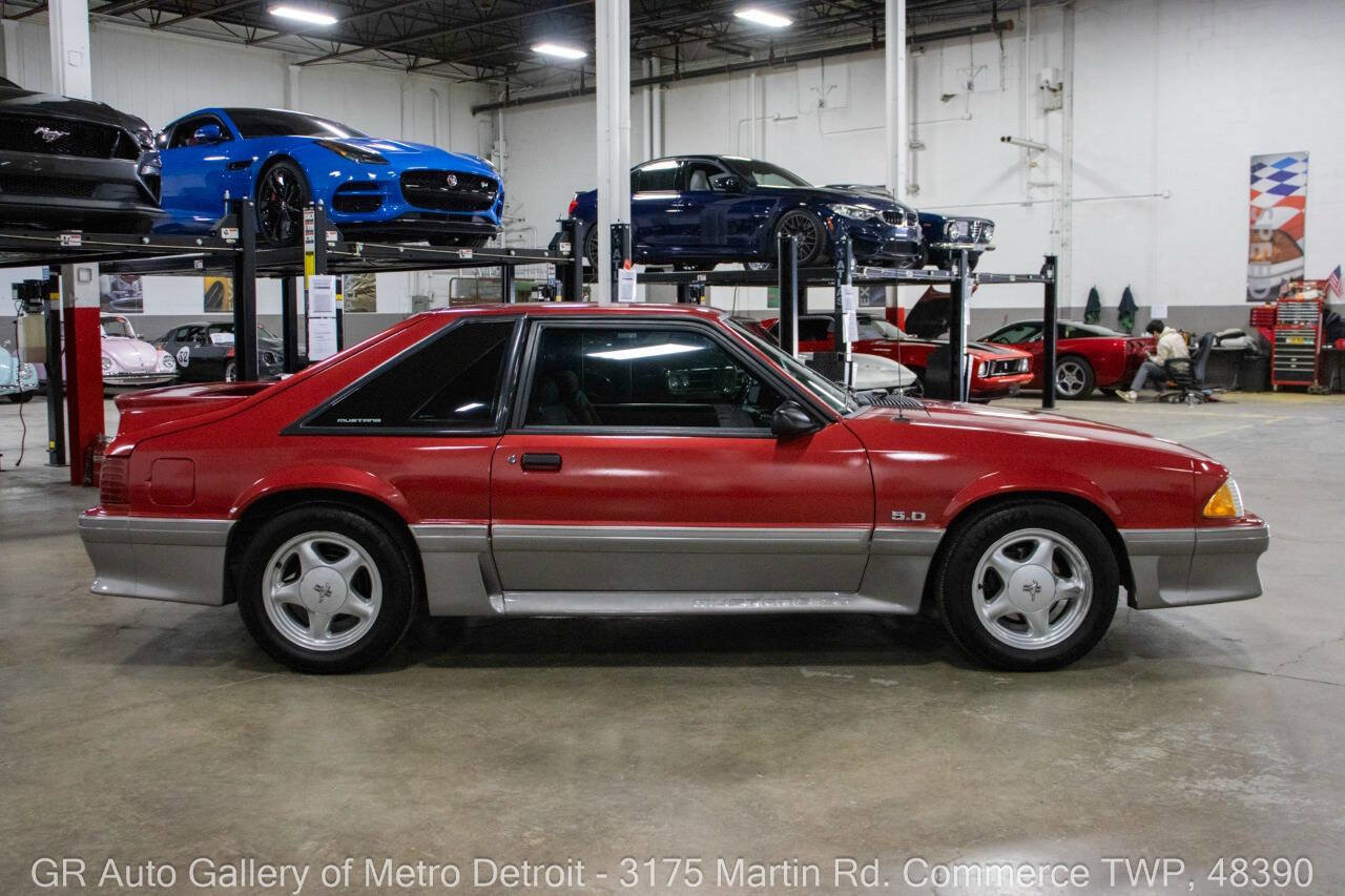 Used 1991 Ford Mustang GT RWD image 8