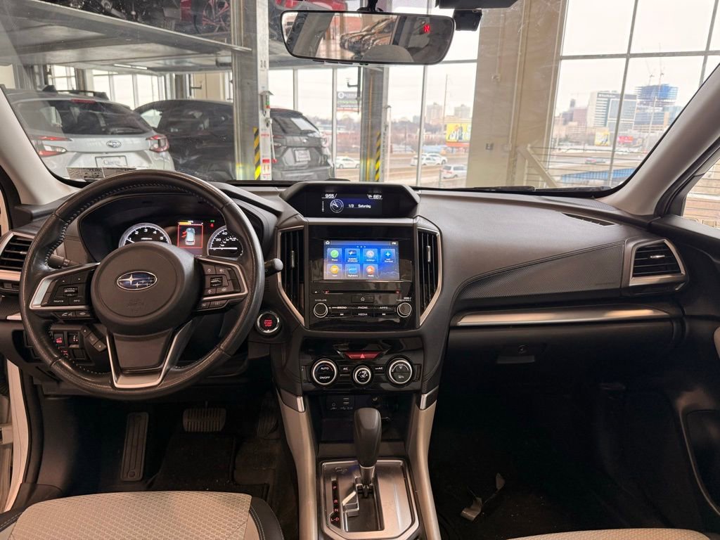 Used 2022 Subaru Forester Premium image 11