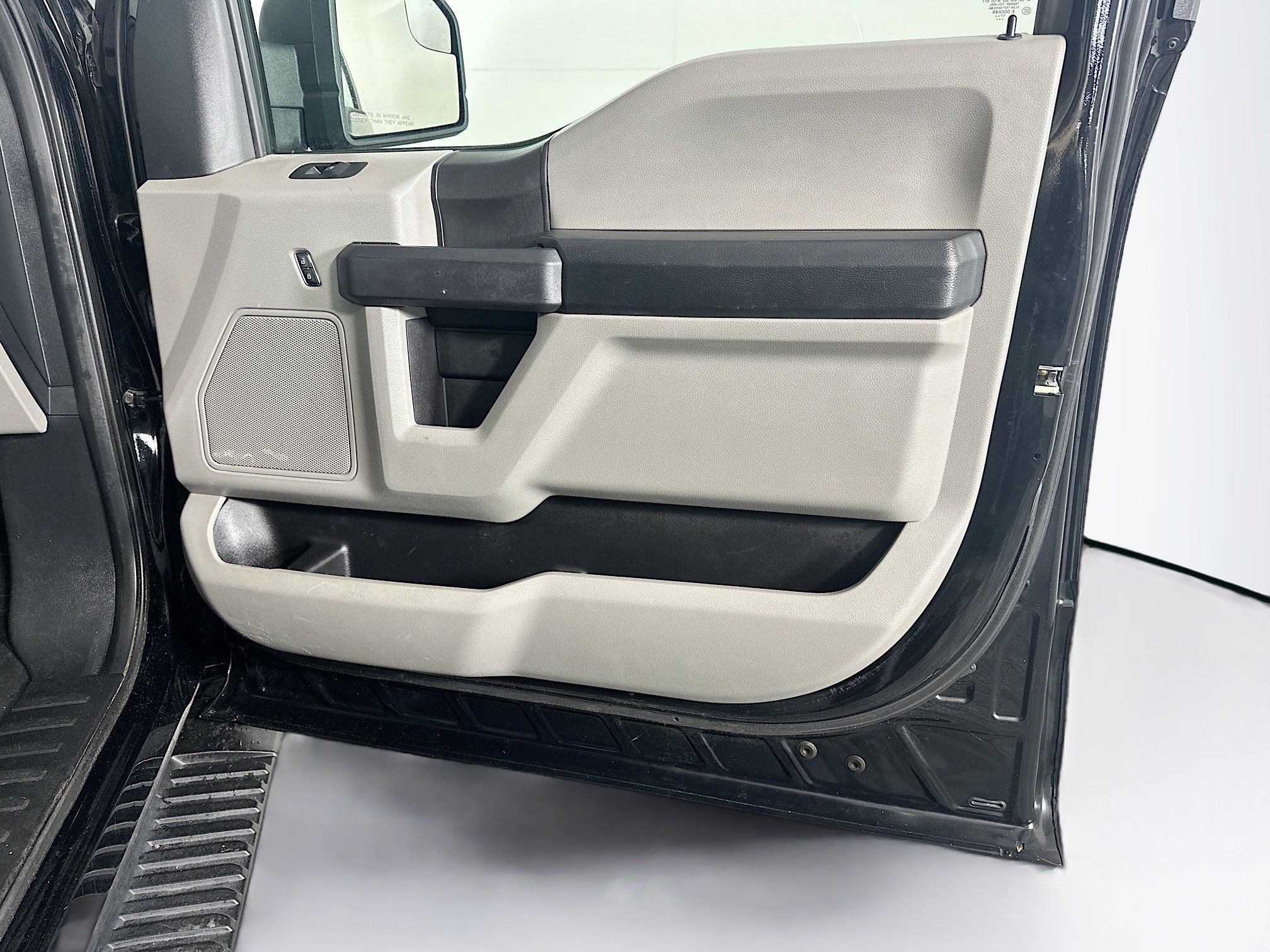 Used 2018 Ford F150 XL w/ Equipment Group 101A Mid AWD/4WD image 31