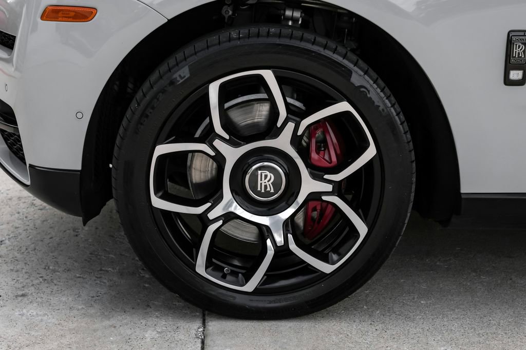 Used 2022 Rolls-Royce Cullinan Black Badge image 61