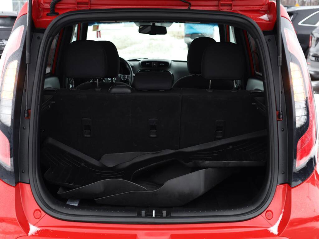 Used 2015 Kia Soul ! w/ Sun & Sound Package image 17