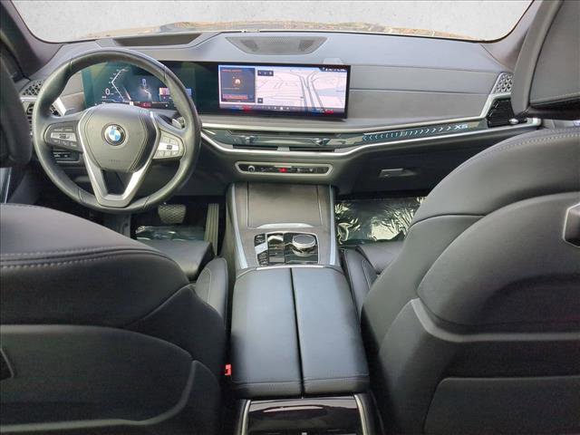 Used 2024 BMW X5 xDrive40i w/ Premium Package image 22
