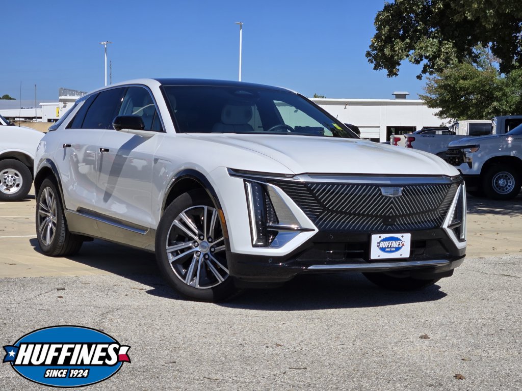 Used 2024 Cadillac Lyriq Luxury w/ LPO, Floor Liner Package