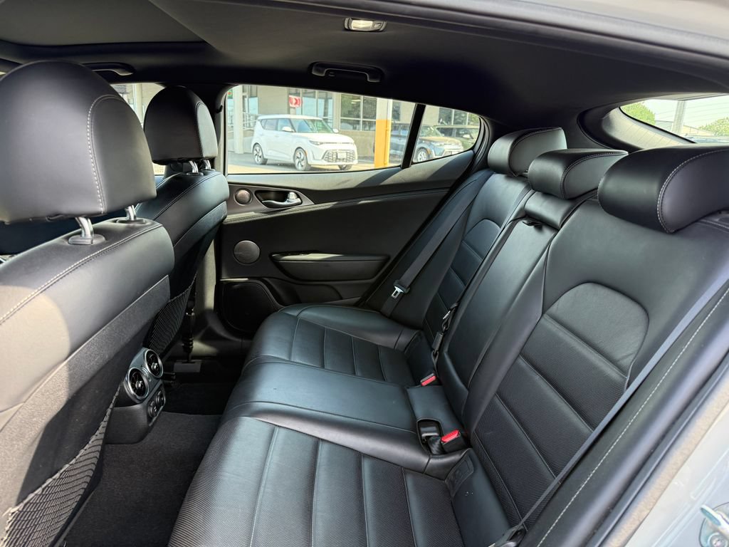 Used 2020 Kia Stinger GT2 AWD/4WD image 15