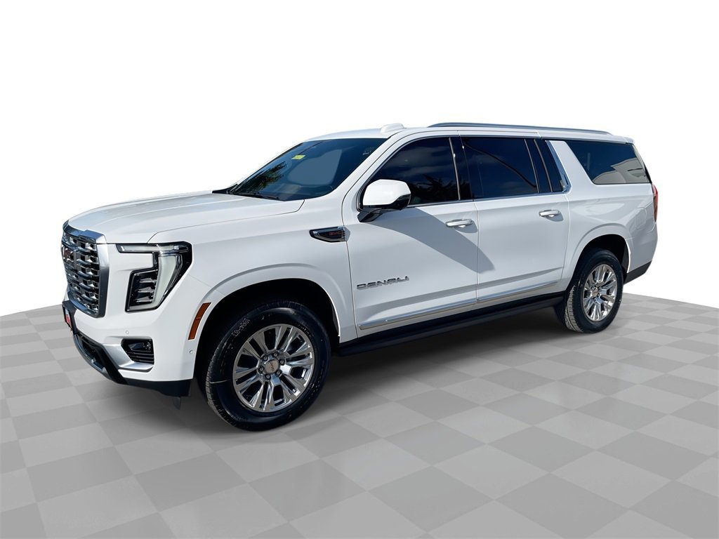 New 2026 GMC Yukon XL Denali w/ Sun & Power Step Package