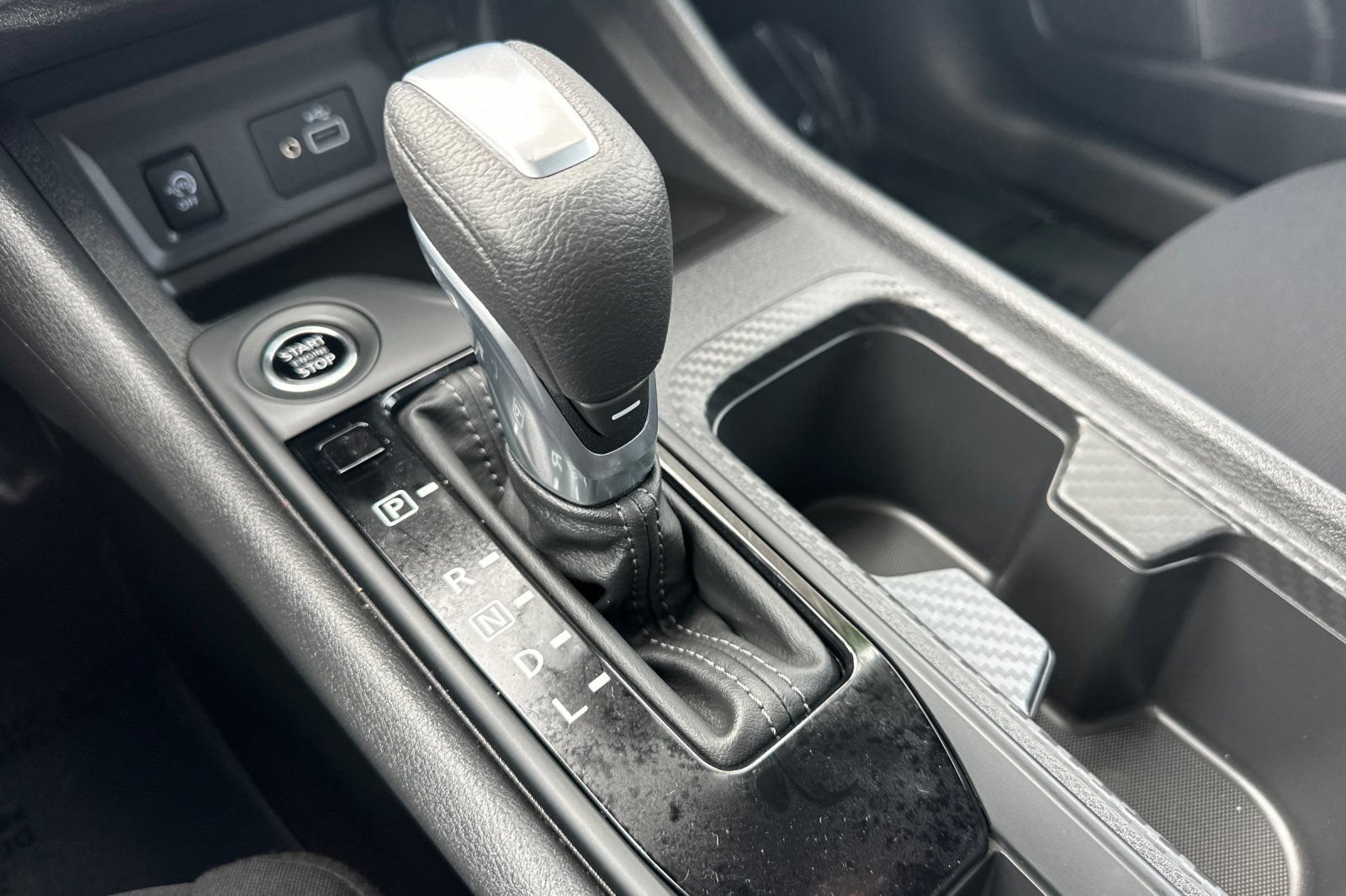 Used 2025 Nissan Sentra S FWD image 17