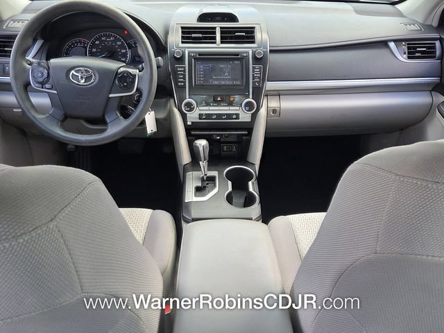 Used 2014 Toyota Camry LE FWD image 9