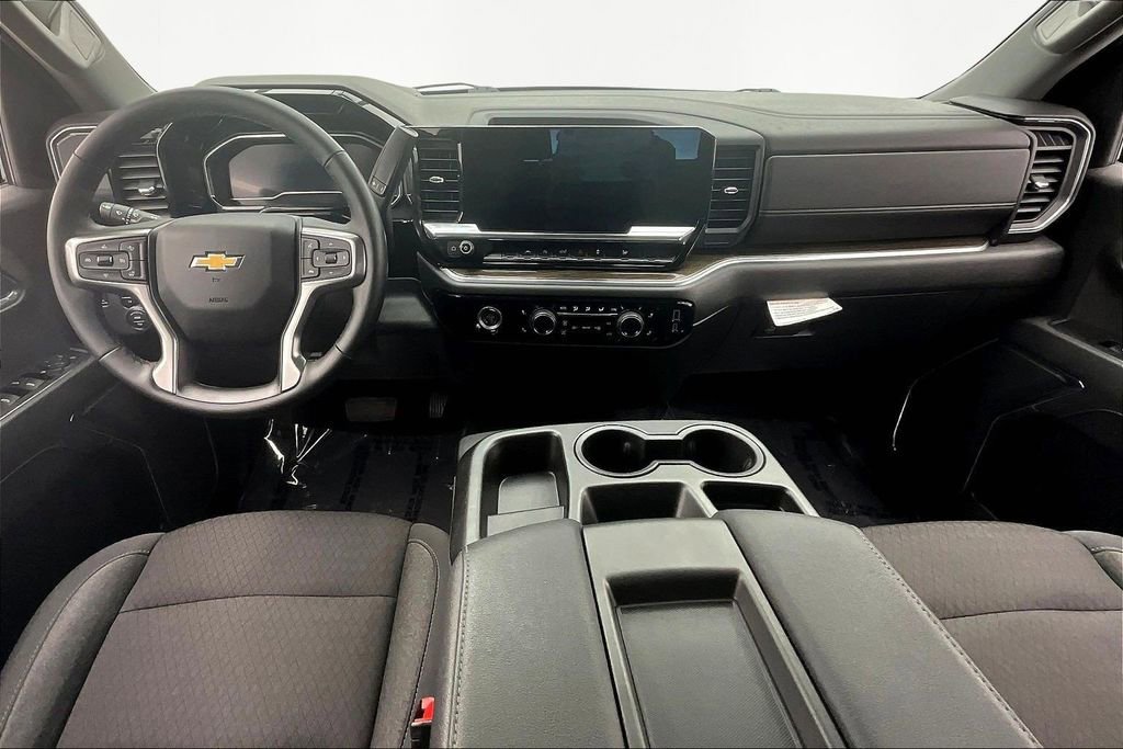 Used 2024 Chevrolet Silverado 1500 LT image 16