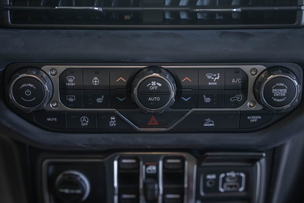 New 2026 Jeep Gladiator Mojave image 26