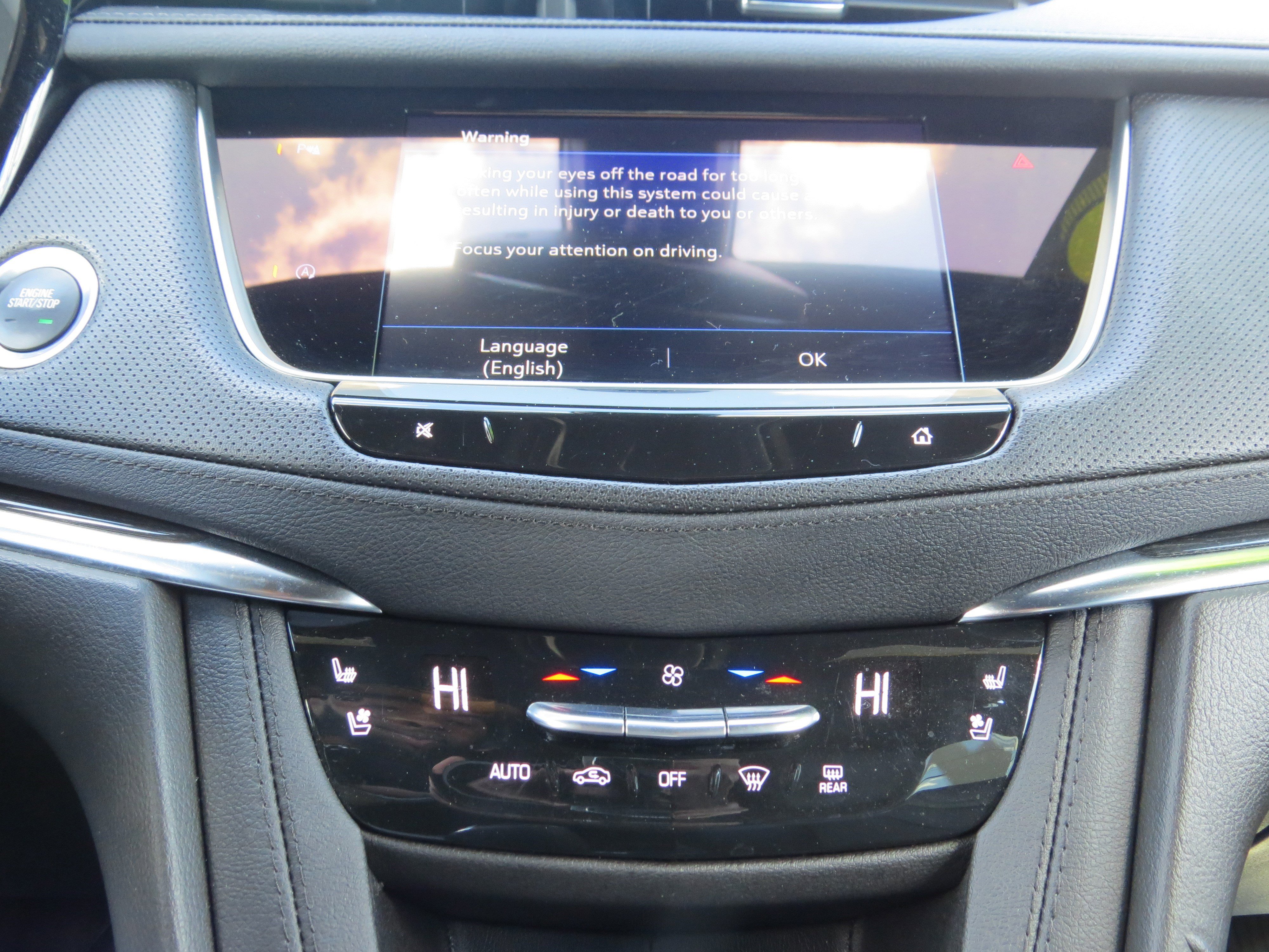 Certified 2023 Cadillac XT5 Premium Luxury w/ LPO, Floor Liner Package image 28