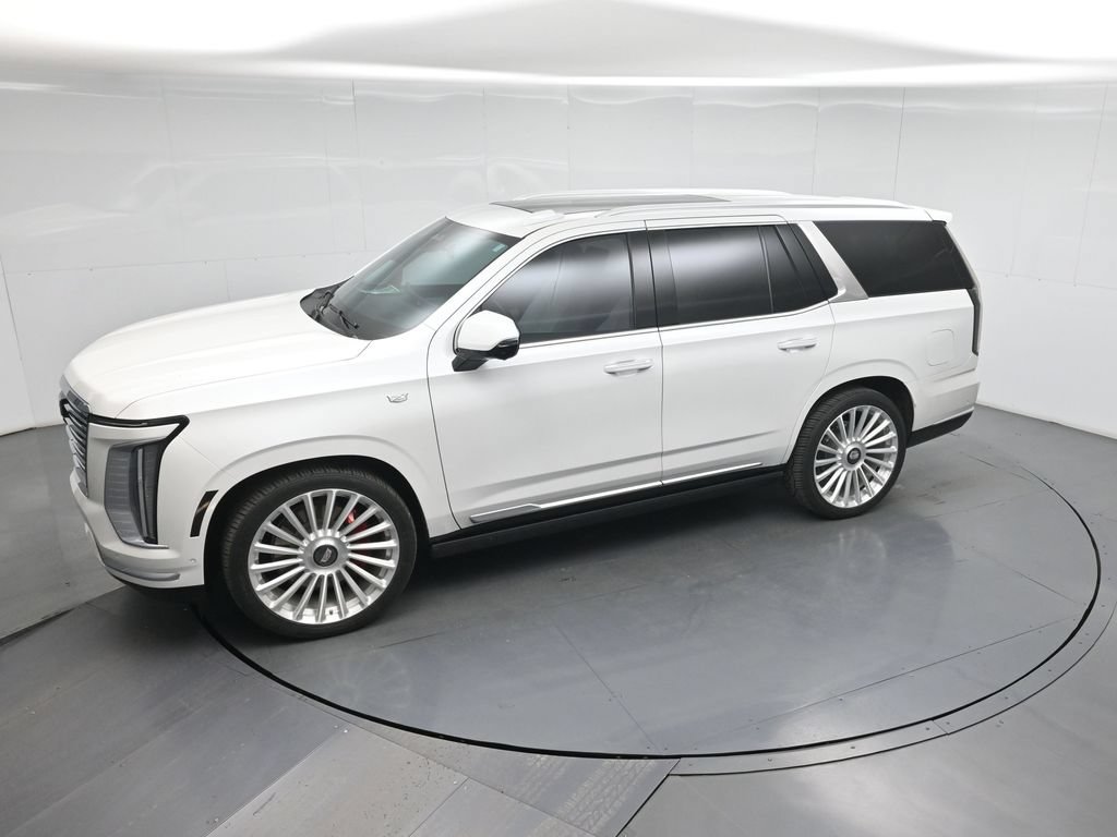 Used 2025 Cadillac Escalade Premium Luxury Platinum AWD/4WD image 18