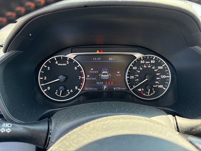 Used 2023 Nissan Altima 2.5 SR image 1