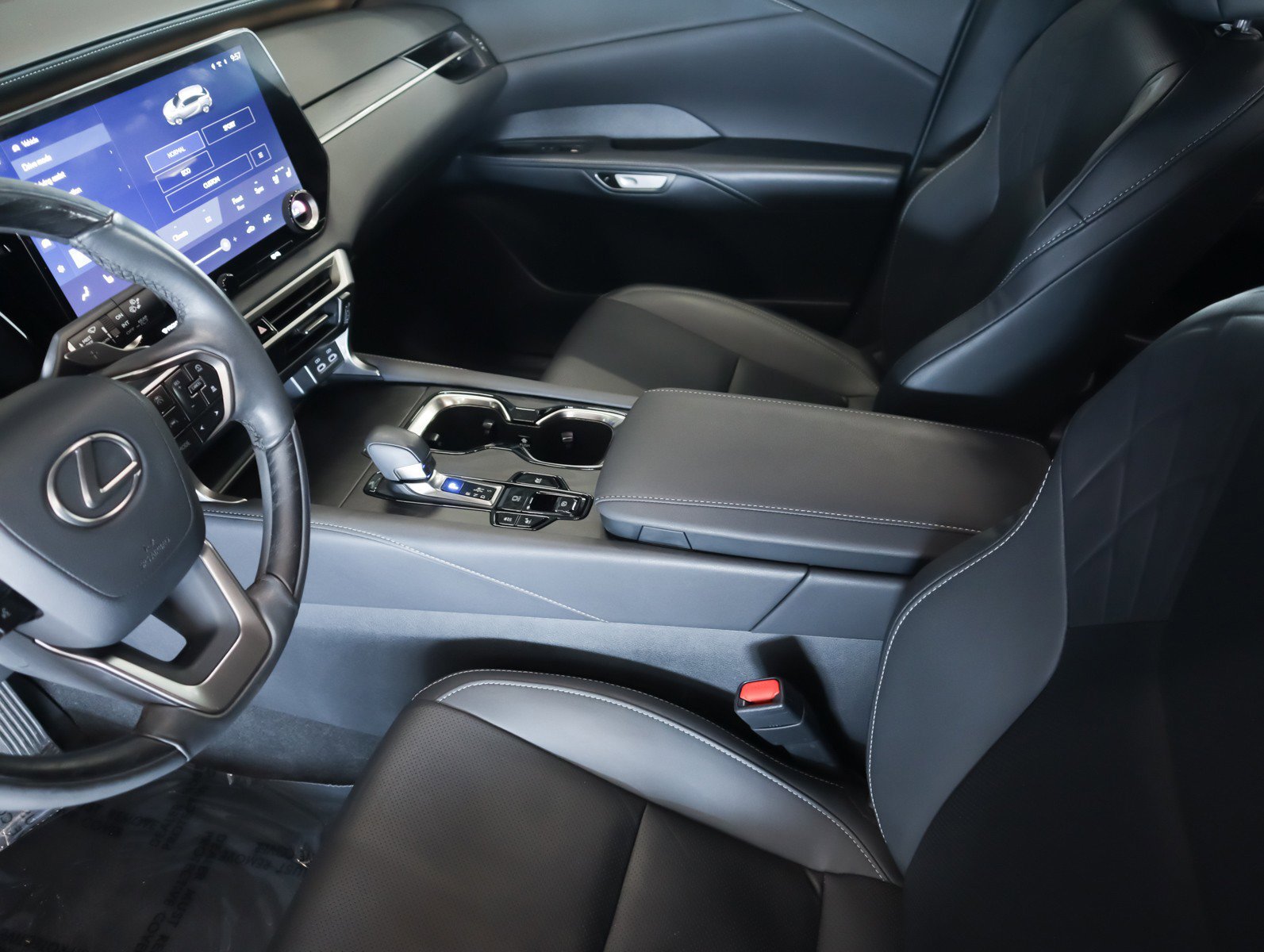 Used 2023 Lexus RX 350h RX 350h Premium image 17