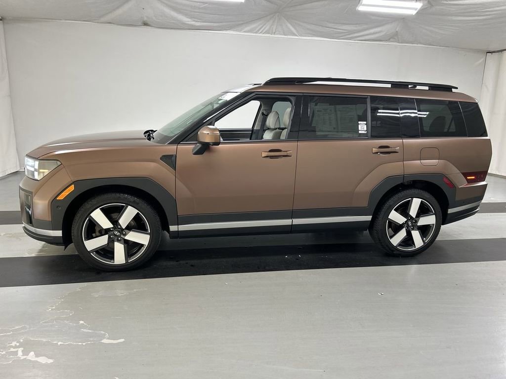 Used 2024 Hyundai Santa Fe Limited AWD/4WD image 6