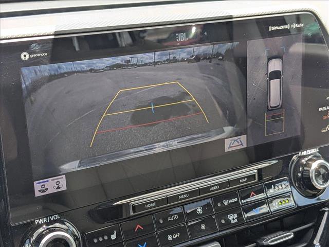 Used 2020 Toyota Highlander Platinum FWD image 12