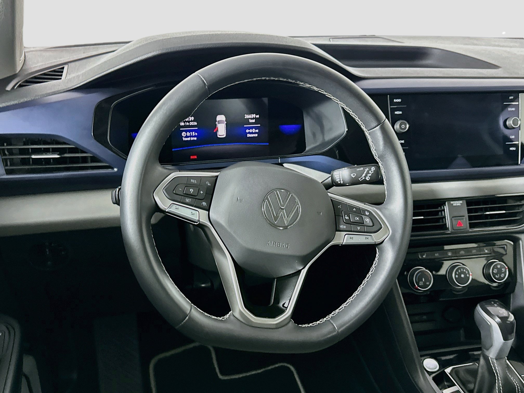 Used 2023 Volkswagen Taos SE w/ Panoramic Sunroof Package AWD/4WD image 18