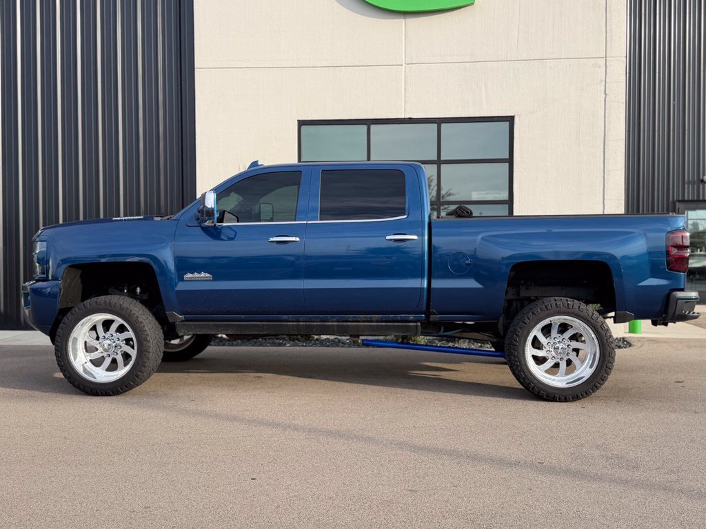 Used 2015 Chevrolet Silverado 2500 High Country w/ Duramax Plus Package AWD/4WD image 2
