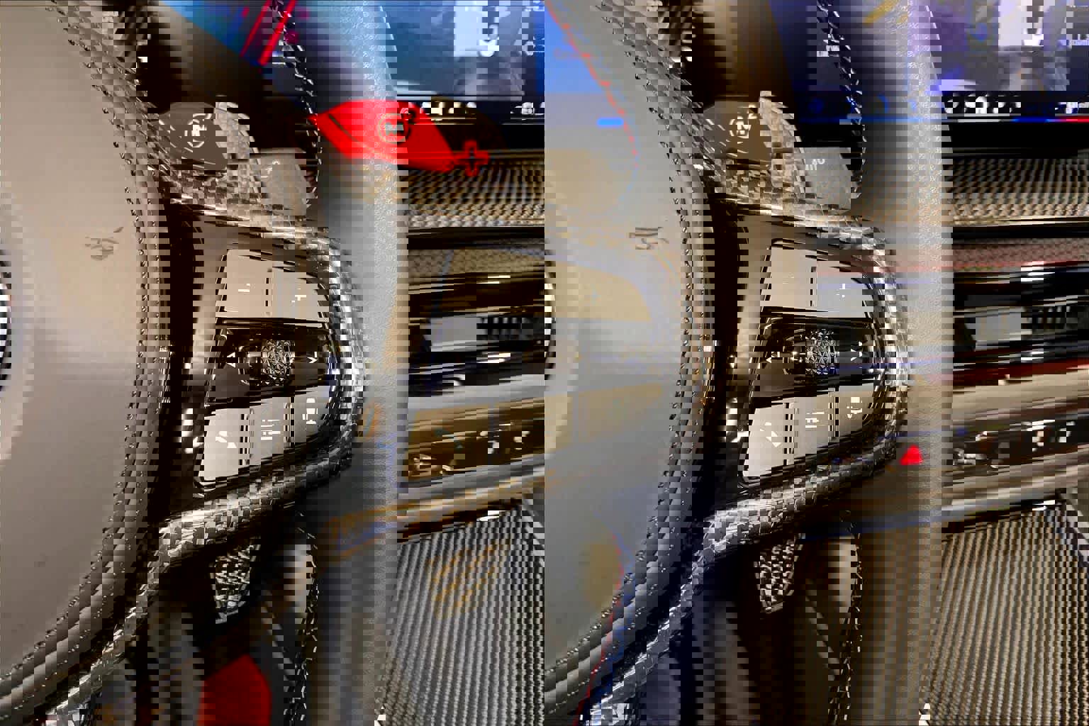 Used 2025 BMW M4 xDrive Competition w/ Executive Package image 28