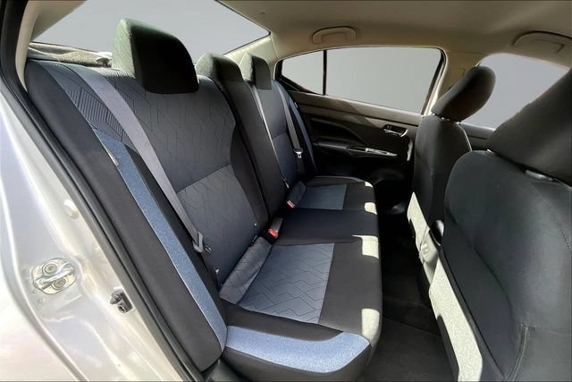 Used 2025 Nissan Versa SV w/ Trunk Package FWD image 22