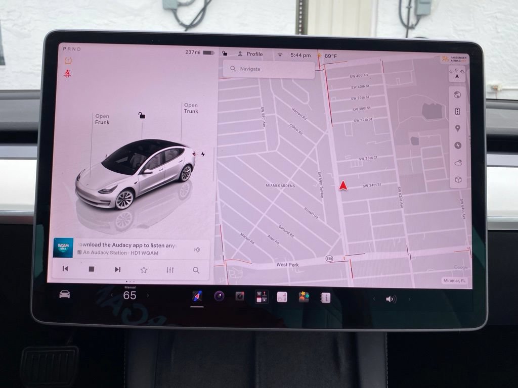 Used 2022 Tesla Model 3 Long Range AWD/4WD image 23