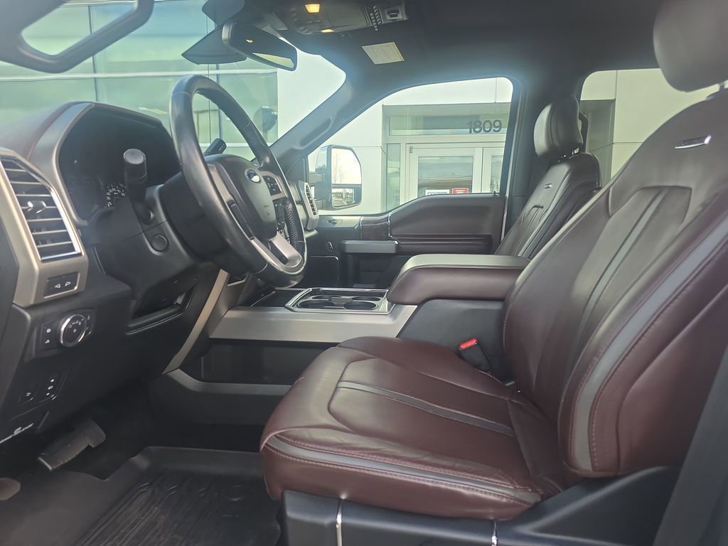 Used 2017 Ford F250 Platinum w/ Platinum Ultimate Package image 9