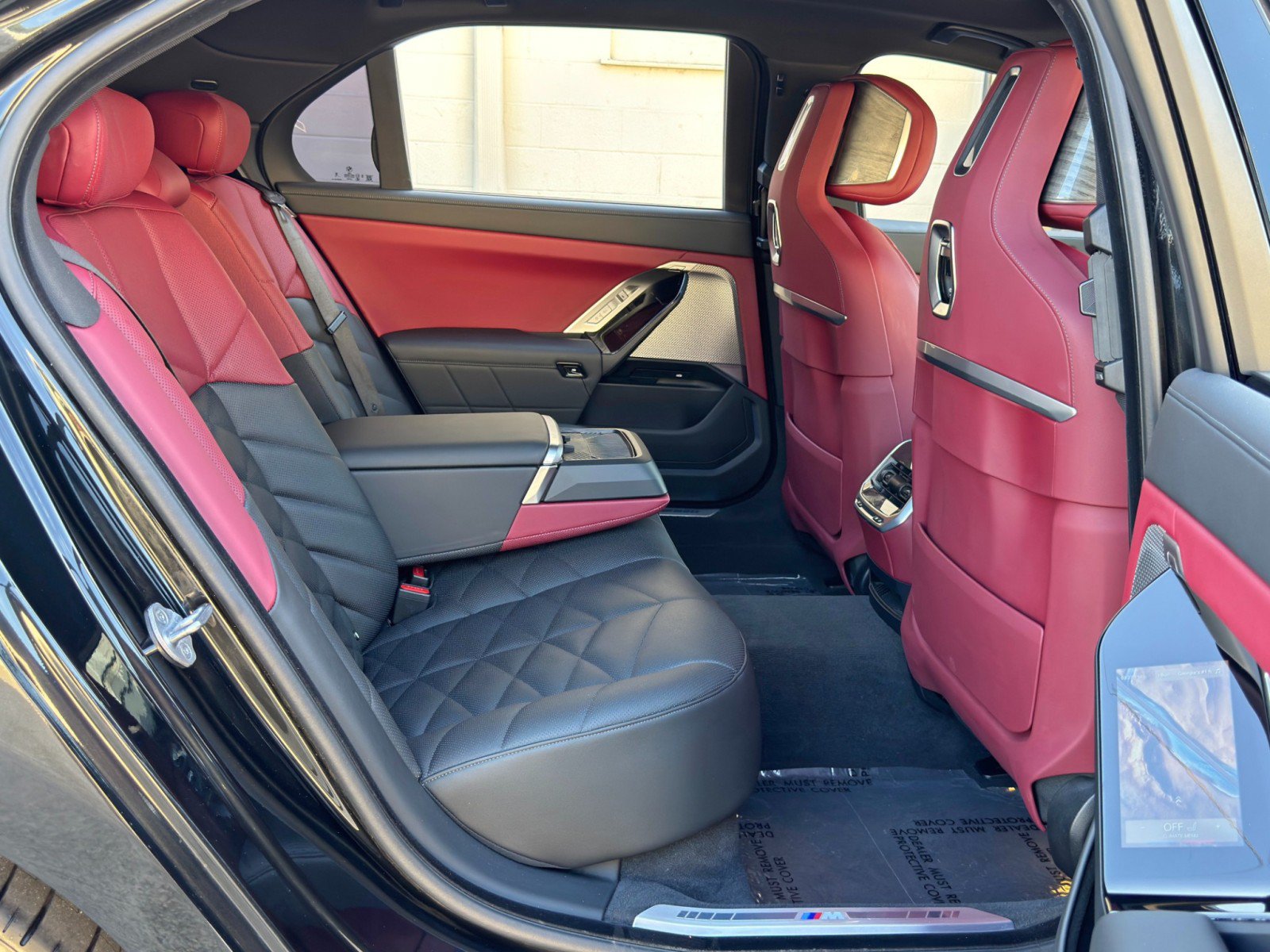 Used 2024 BMW 740i w/ Premium Package 2 RWD image 54
