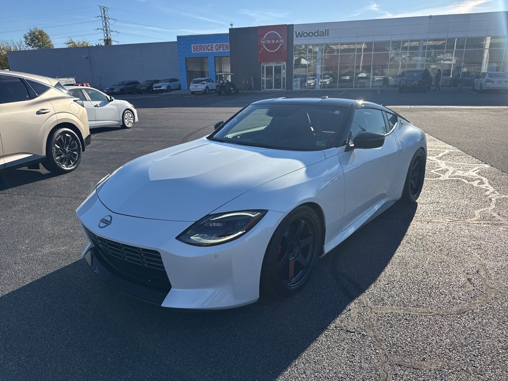 Used 2024 Nissan Z Performance w/ Floor Mat Package image 3