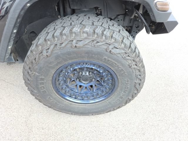 Used 2023 Jeep Gladiator Sport AWD/4WD image 33