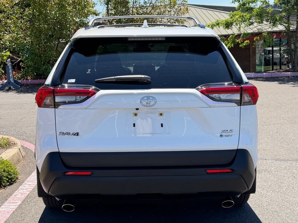 Used 2025 Toyota RAV4 XLE w/ Convenience Package AWD/4WD image 6