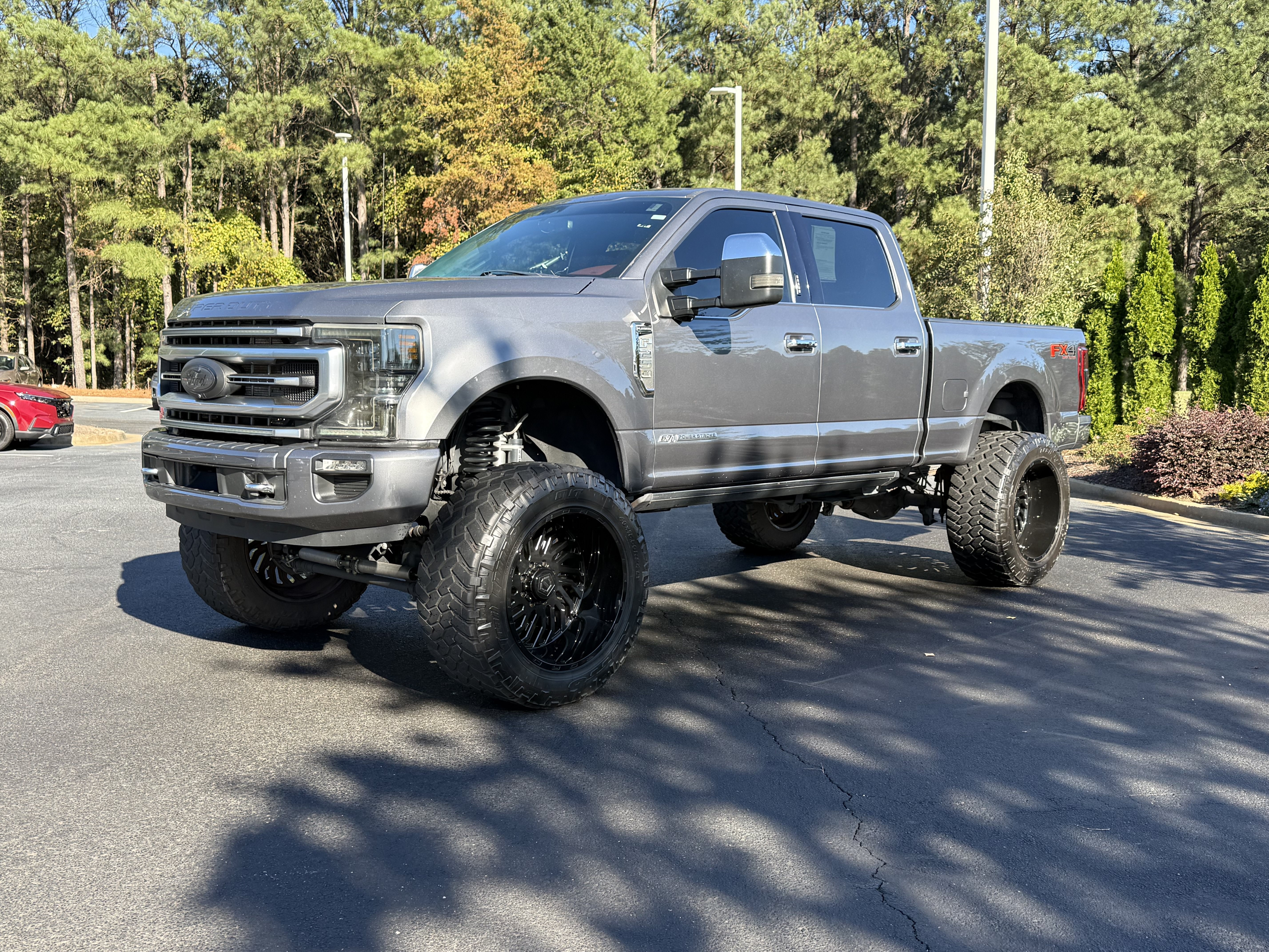 Used 2022 Ford F250 Platinum w/ FX4 Off-Road Package AWD/4WD image 5