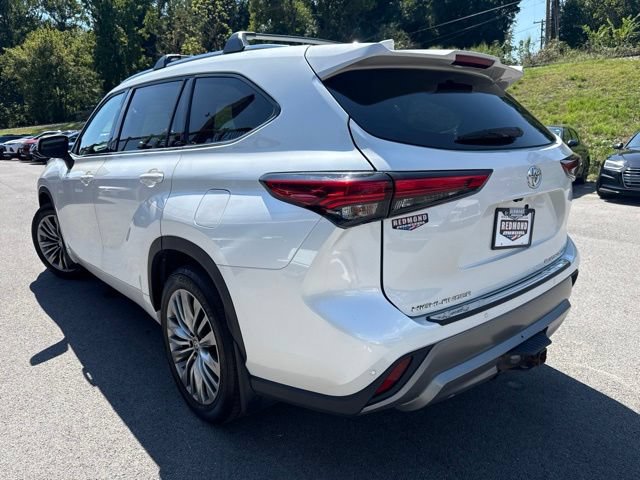 Used 2021 Toyota Highlander Platinum AWD/4WD image 6
