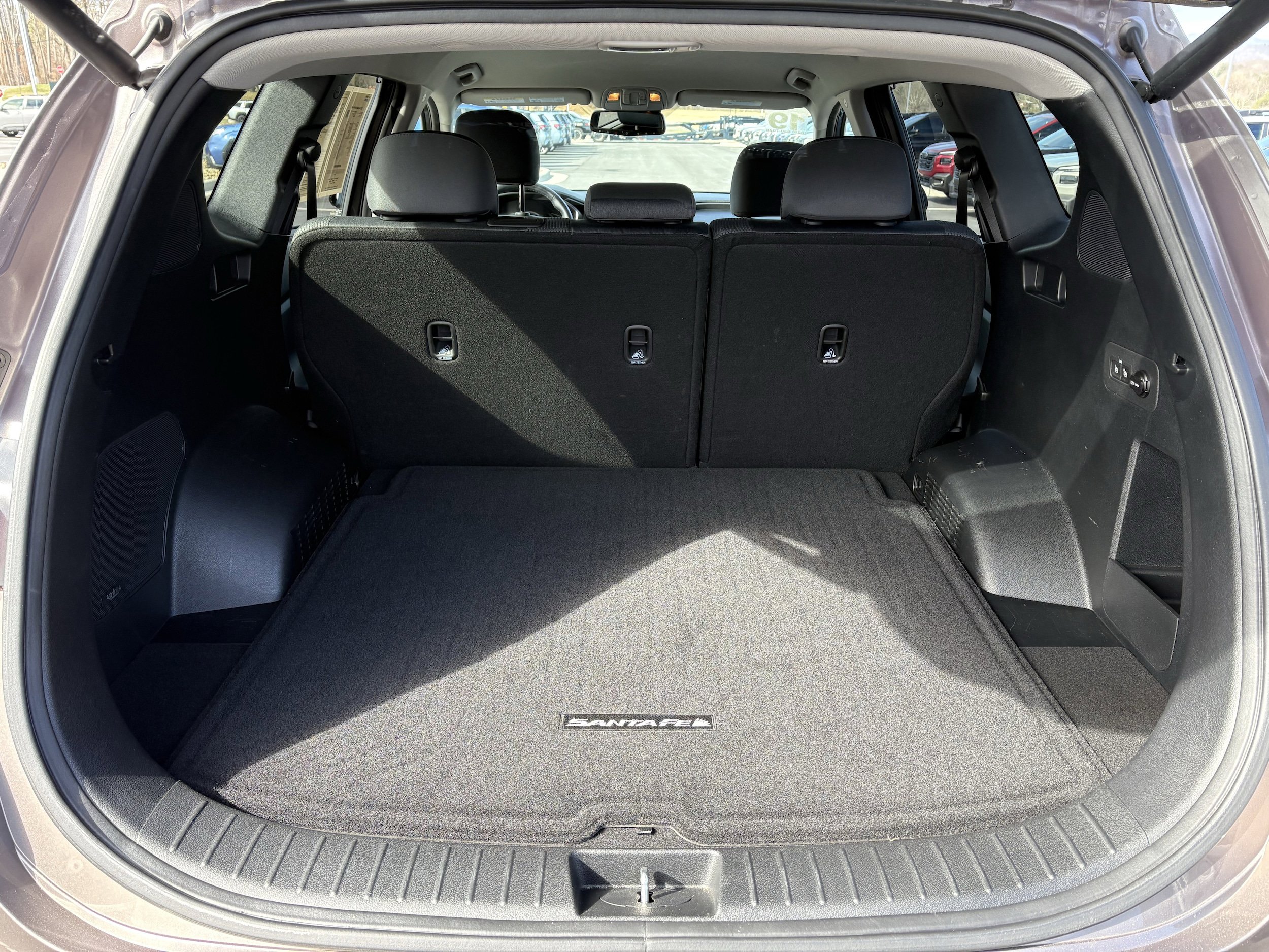 Used 2019 Hyundai Santa Fe SEL image 12
