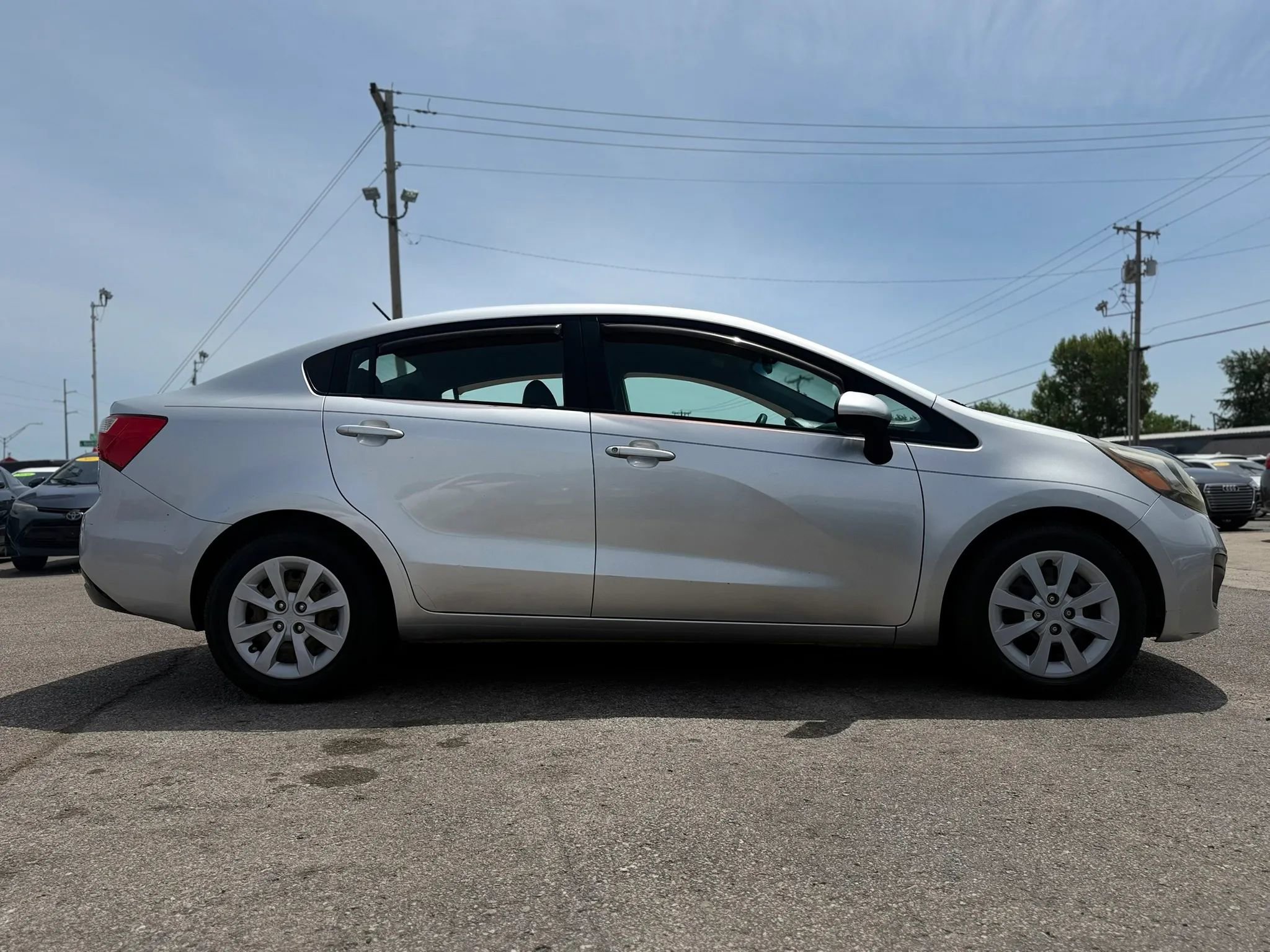 Used 2015 Kia Rio LX FWD image 3