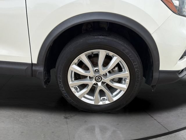 Used 2021 Nissan Rogue Sport SV FWD image 30