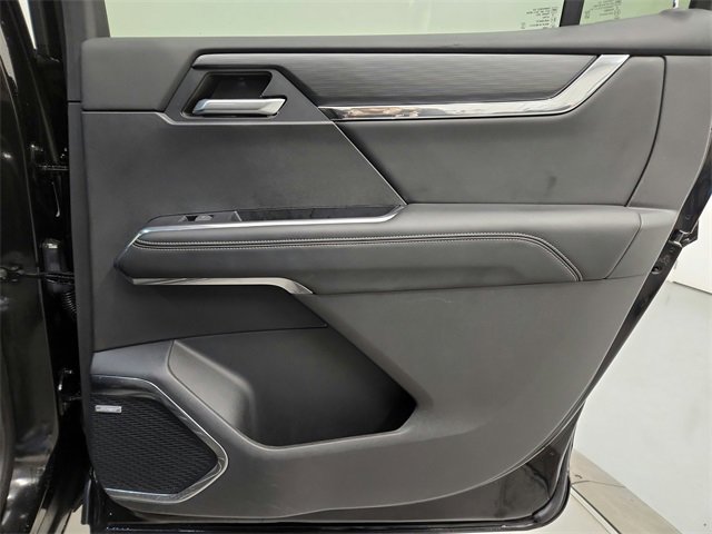 Used 2024 GMC Acadia Elevation image 36