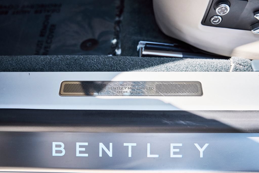 Used 2022 Bentley Flying Spur W12 AWD/4WD image 36