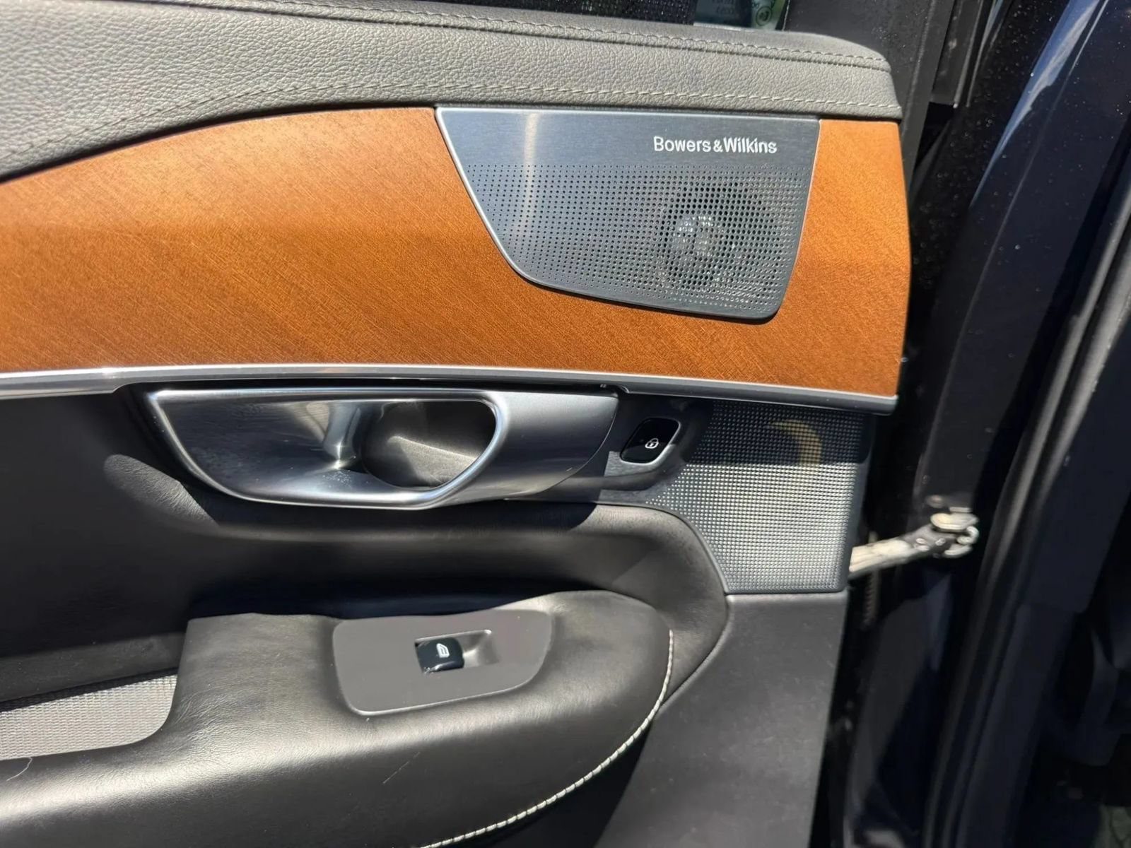 Used 2019 Volvo XC90 T6 Inscription w/ Luxury Package AWD/4WD image 30